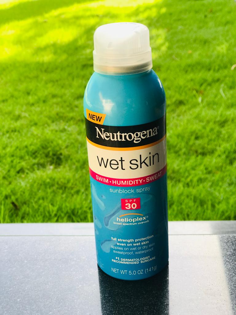 Neutrogena Wet Skin Sunscreen Spray Broad Spectrum SPF 30, Sweat and Water Resistant Sun Protection