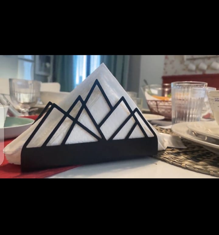 Tissue holder Wooden material