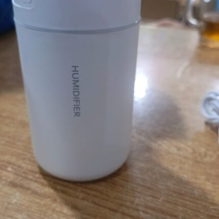 Portable Multi-Color LED Aromatherapy Humidifier(Random color)