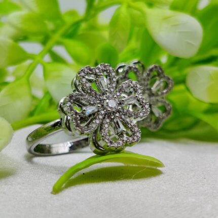 1 Piece Imported Dazzling Dual-Tone Floral Moveable Rings 🌟 | Luxurious Design Ring | Adjustable Ring | Ring For Girls & Women ✨
