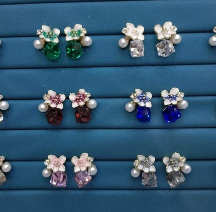 Crystal Flower Korean Earrings – Elegant Floral Design | Crafted To Perfection With Dazzling Crystal Petals That Catch Every Light Beautifully - PJT986